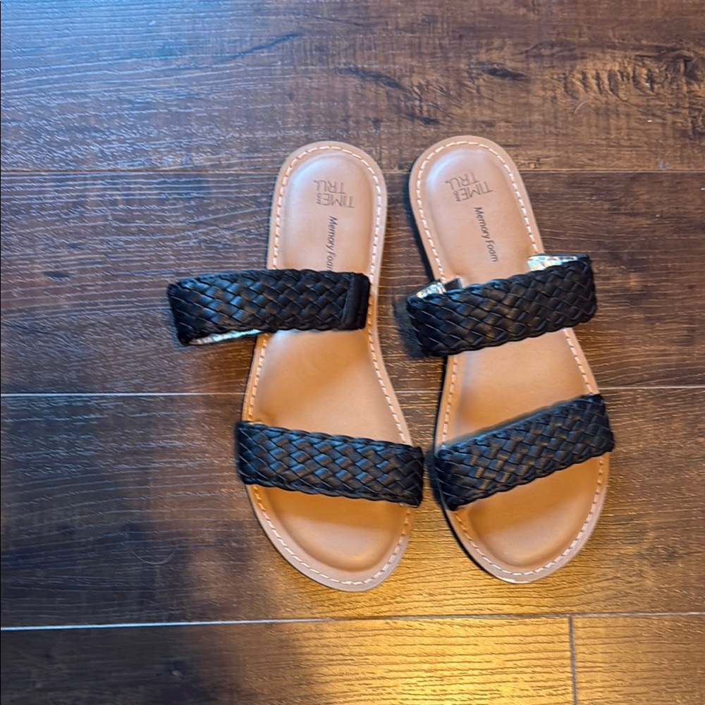 Time and Tru Black Tan Braided Sandals